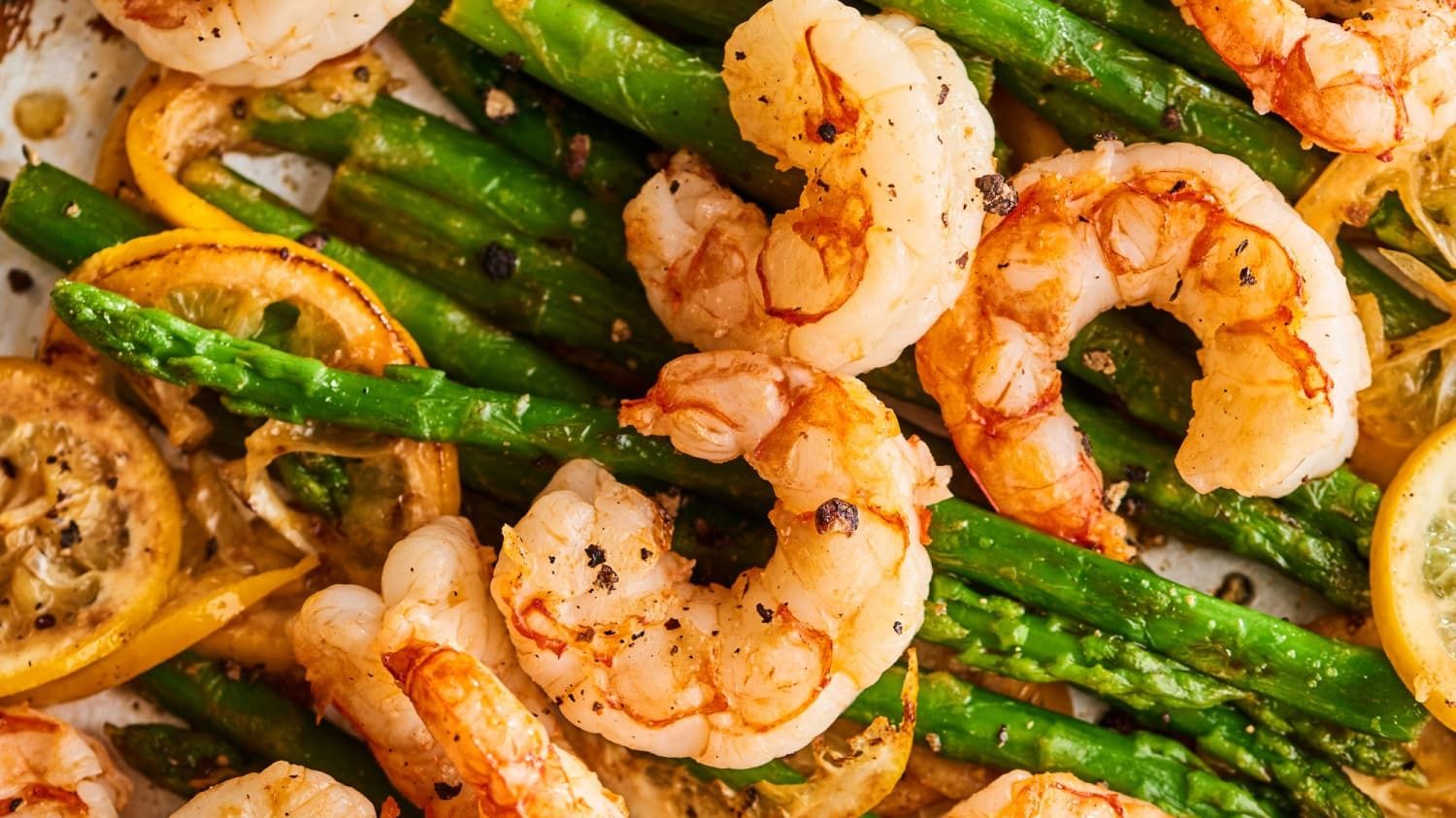 Grilled Shrimp with Garlic Lemon Butter Sauce and Asparagus